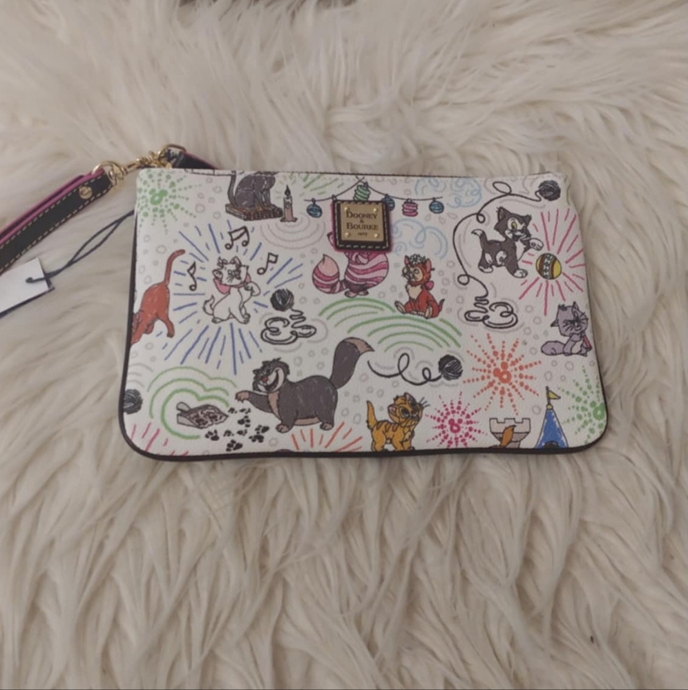 💖FIRM! NWT DISNEY PARKS X DOONEY AND BOURKE DISNEY CATS SKETCH WRISTLET